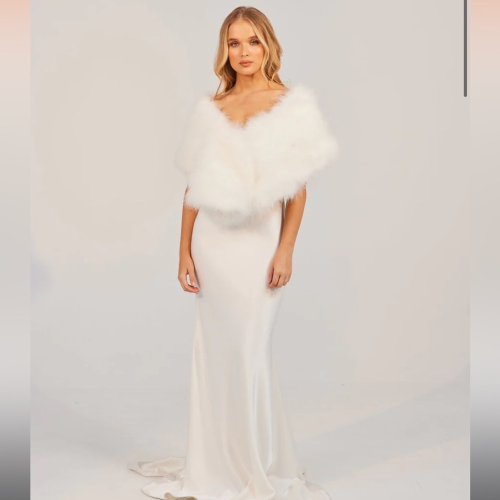 Feather Wrap